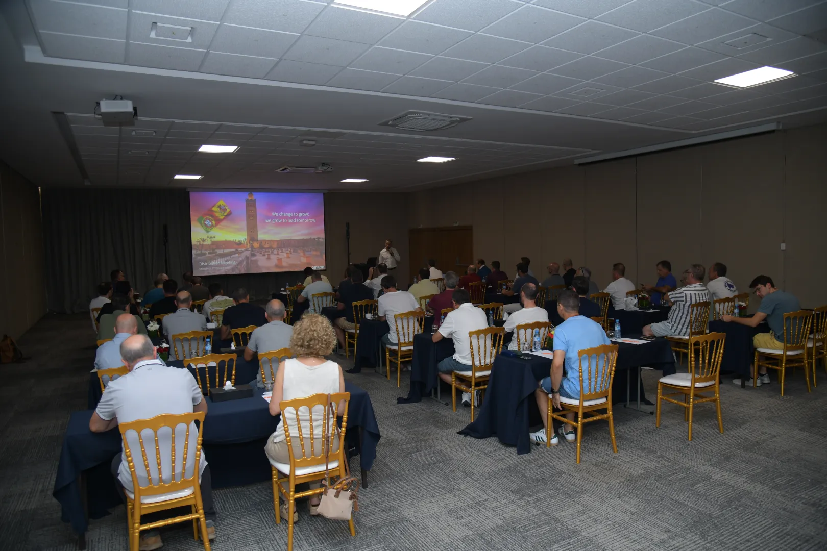 Roundtables & Meetings