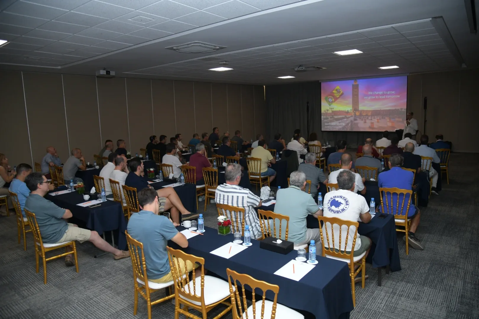 Roundtables & Meetings